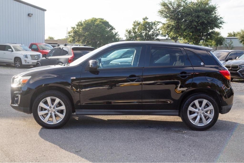 Mitsubishi Outlander Sport ES 2WD 2015
