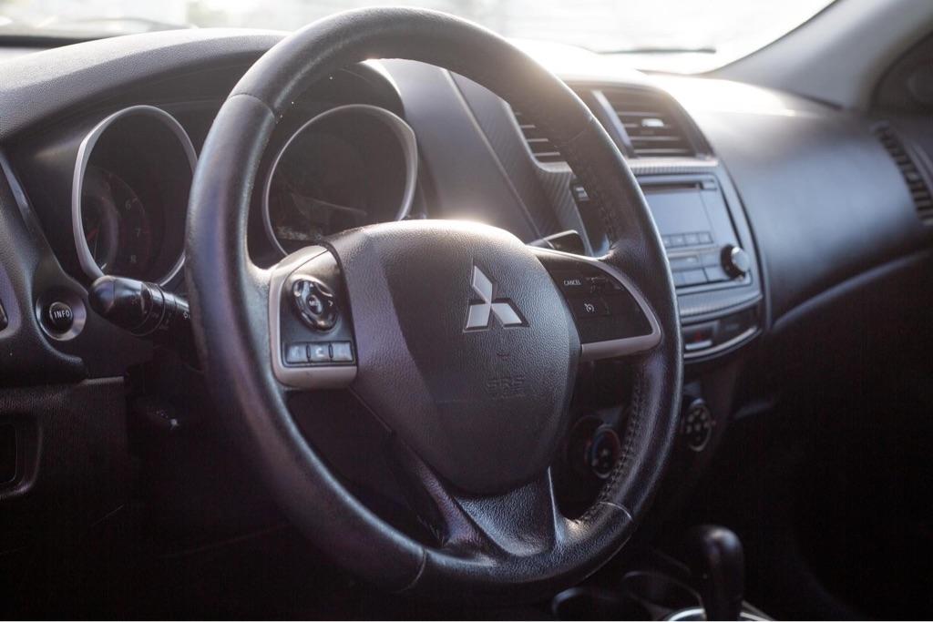 Mitsubishi Outlander Sport ES 2WD 2015