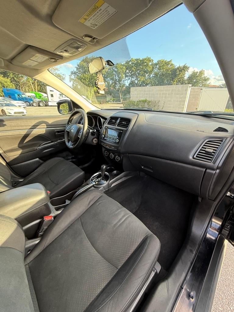 Mitsubishi Outlander Sport ES 2WD 2015