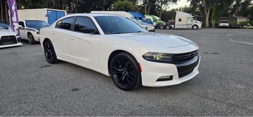 Dodge Charger SXT 2017