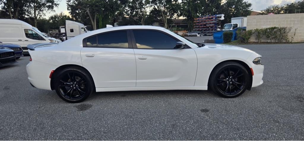 Dodge Charger SXT 2017