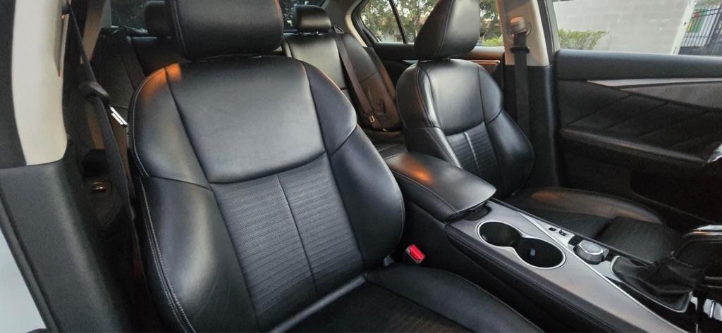 Infiniti Q50 3.0t LUXE 2020