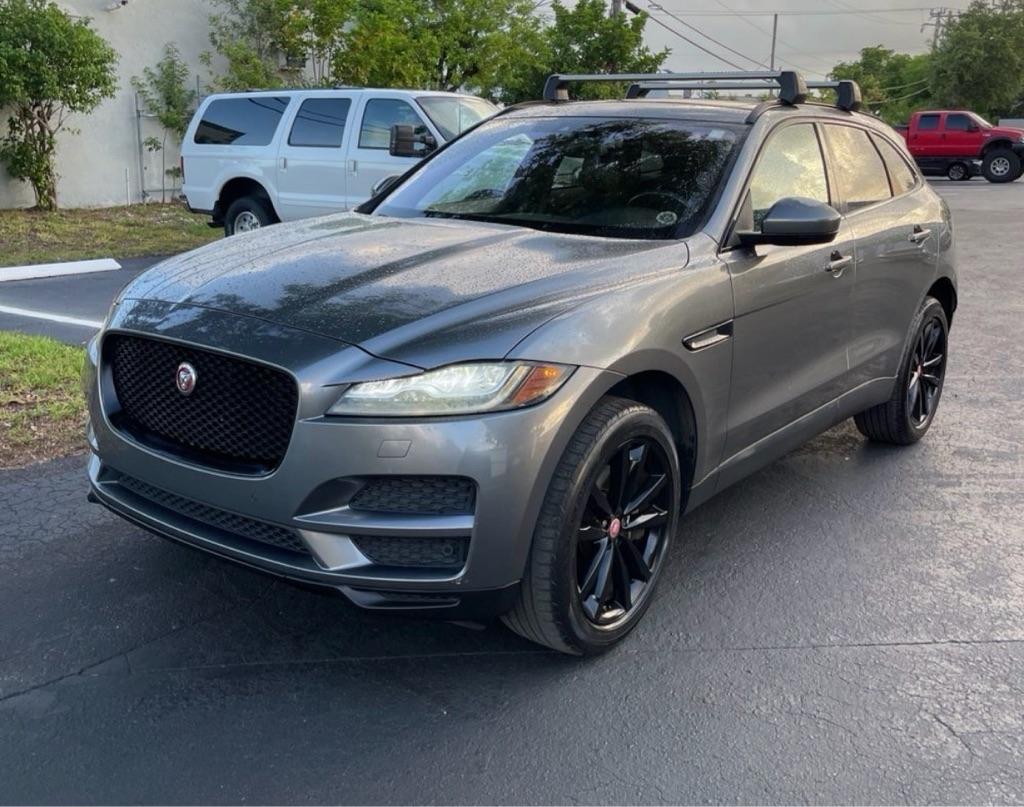 2017 Jaguar F-PACE 35t Prestige AWD's photo