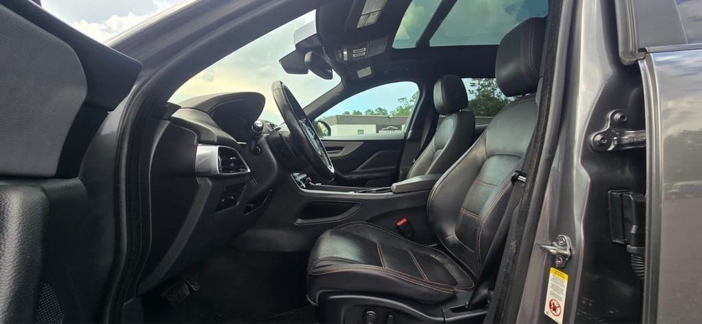 Jaguar F-Pace 35t Prestige 2017