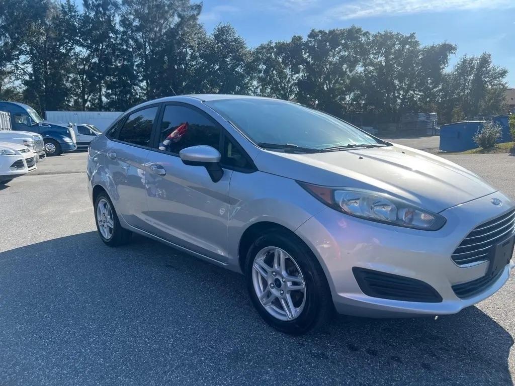 Ford Fiesta SE Hatchback 2018