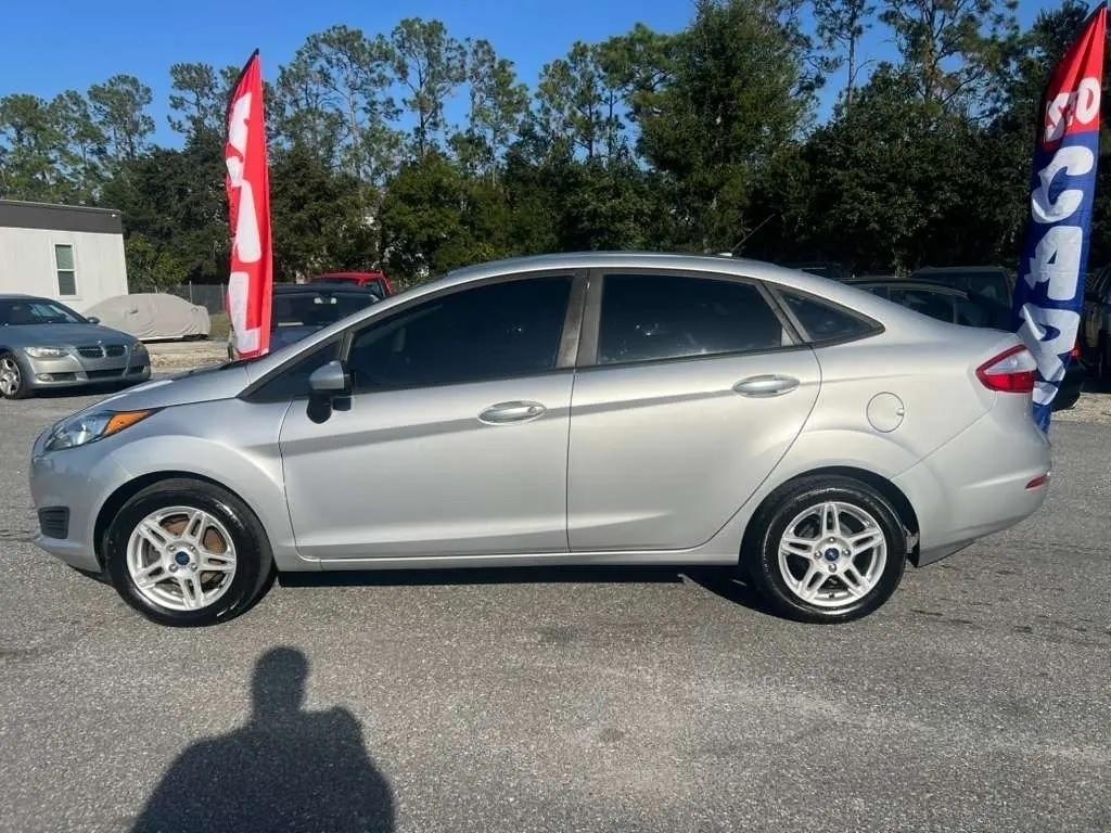 Ford Fiesta SE Hatchback 2018