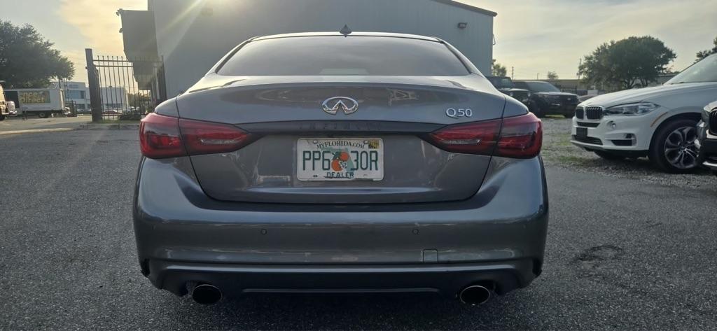 Infiniti Q50 3.0t LUXE 2021