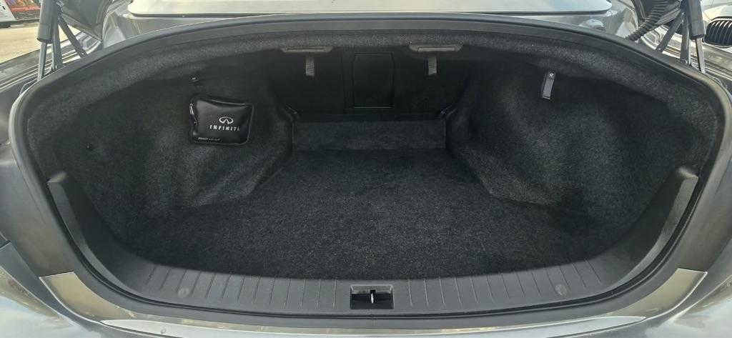 Infiniti Q50 3.0t LUXE 2021