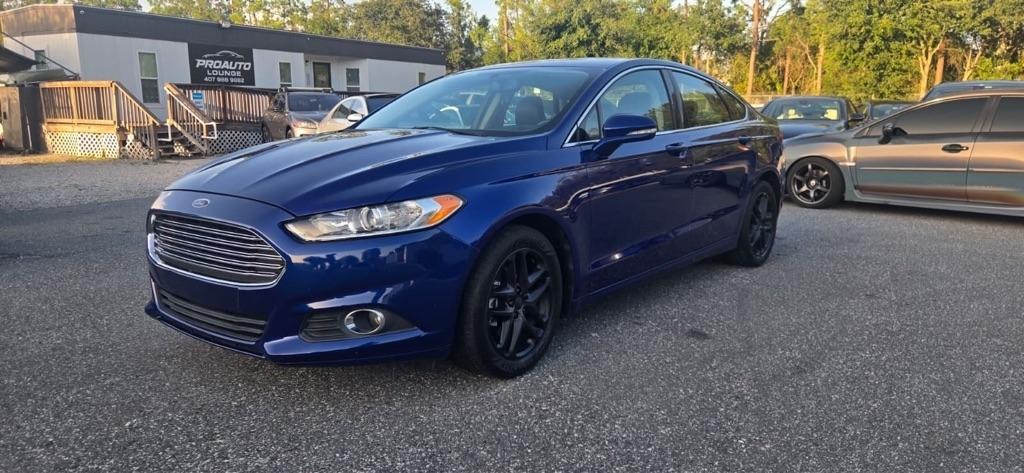 Ford Fusion SE 2016