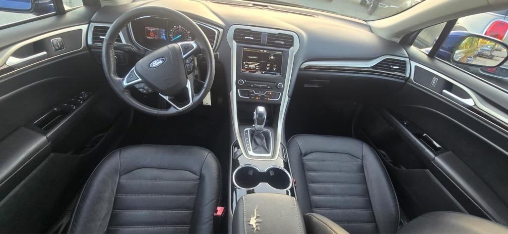 Ford Fusion SE 2016