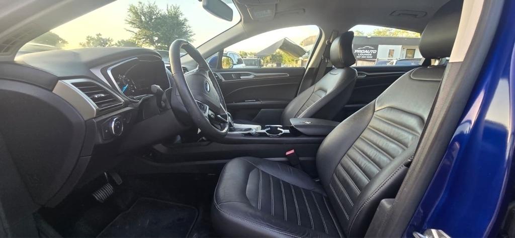 Ford Fusion SE 2016