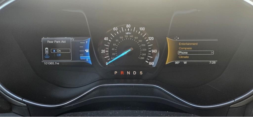 Ford Fusion SE 2016