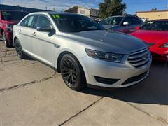 2018 Ford Taurus 