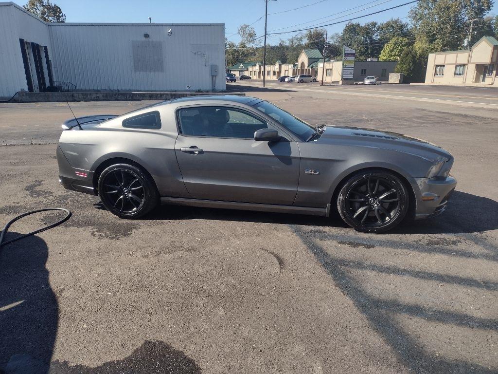 Ford Mustang GT Coupe 2013