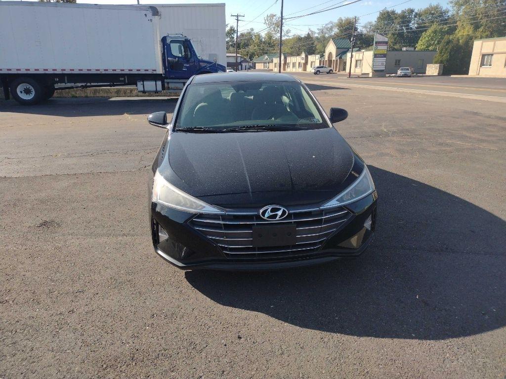 Hyundai Elantra Limited 2019