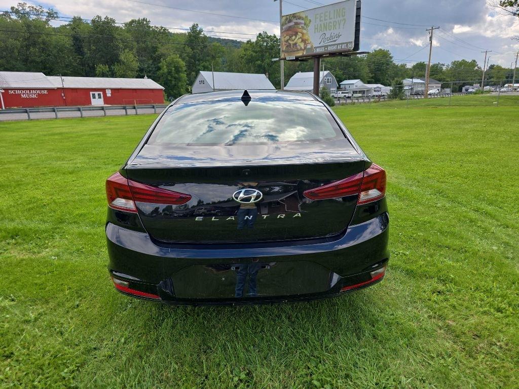 Hyundai Elantra Limited 2019