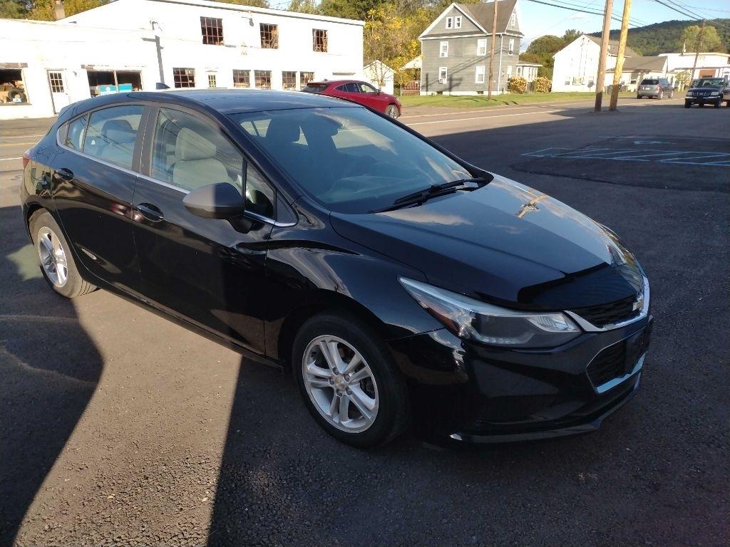 2017 Chevrolet Cruze LT Auto Hatchback