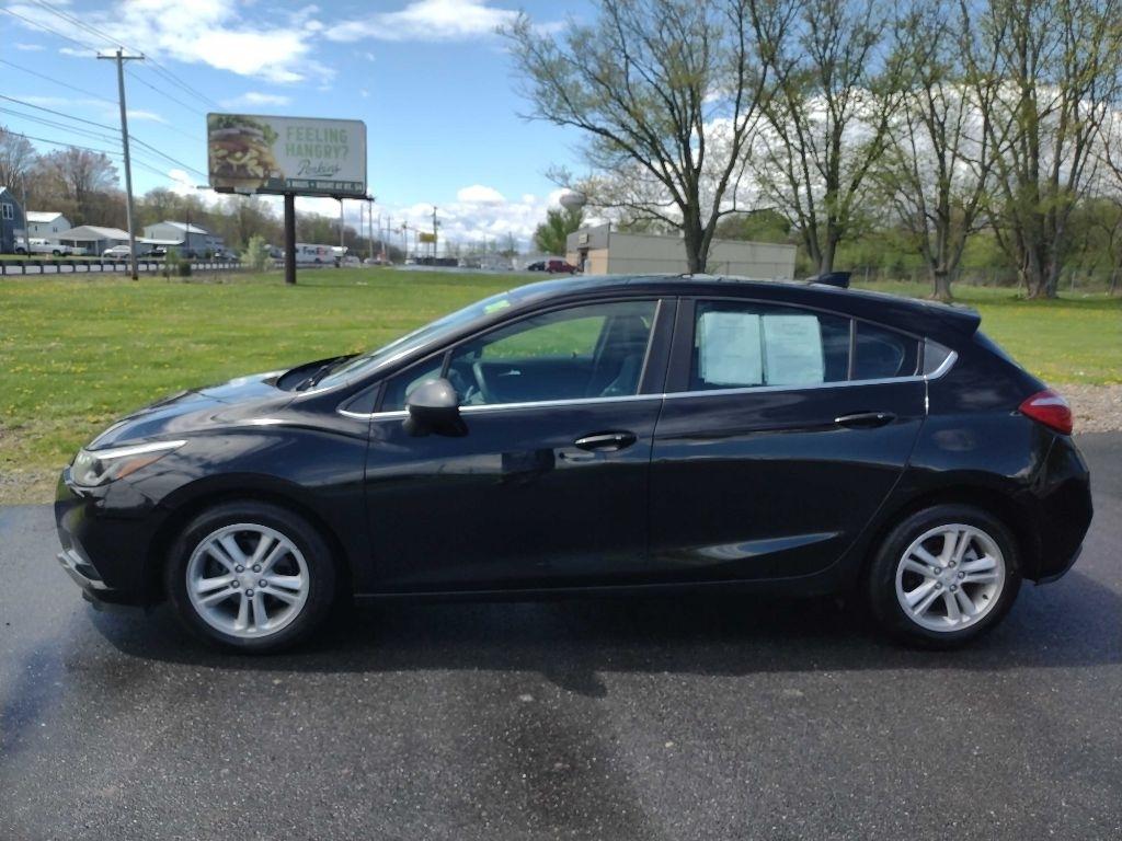 Chevrolet Cruze LT Auto Hatchback 2017