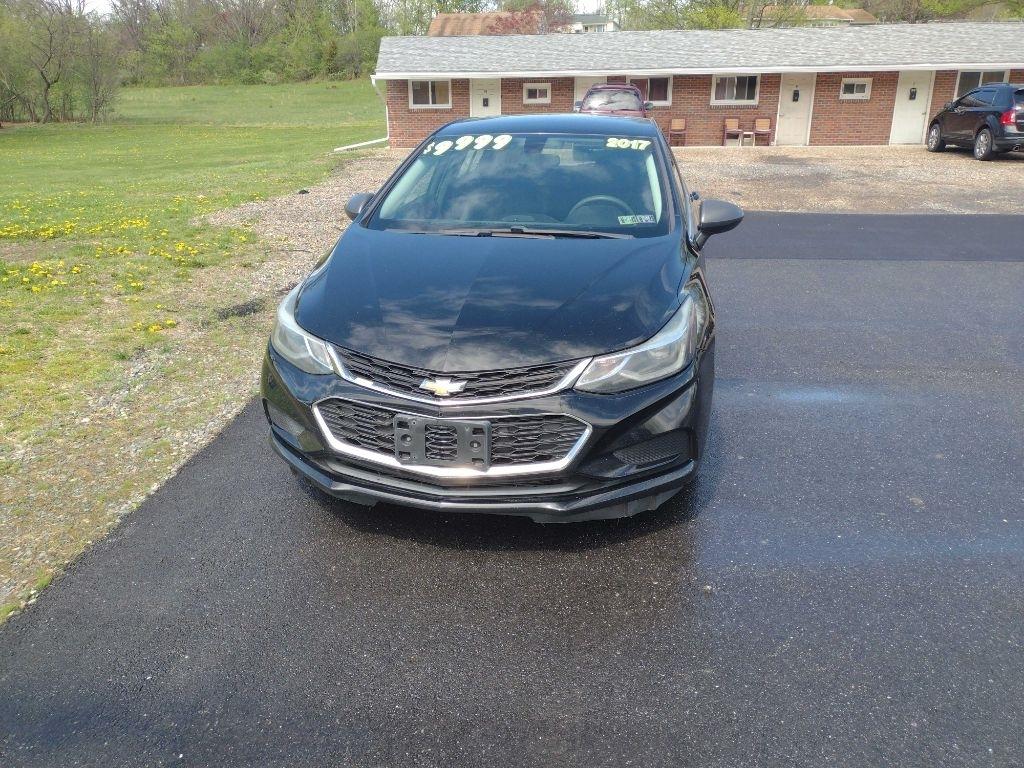 Chevrolet Cruze LT Auto Hatchback 2017