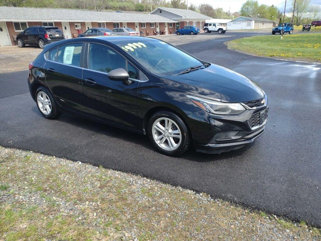 Chevrolet Cruze LT Auto Hatchback 2017