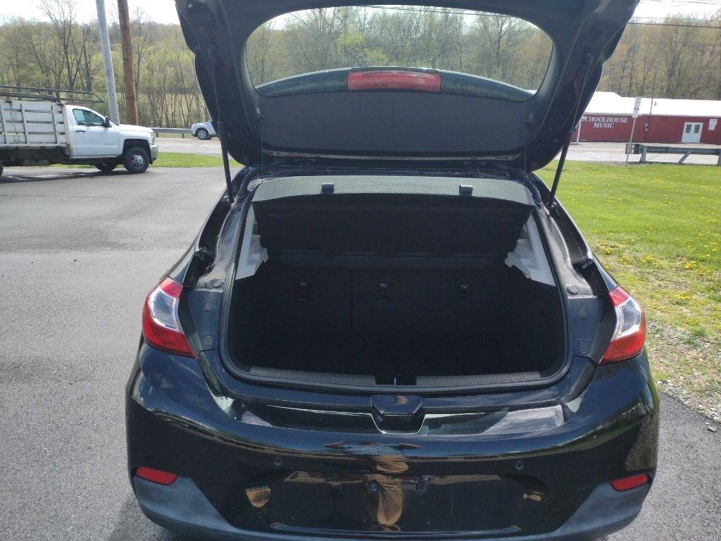 Chevrolet Cruze LT Auto Hatchback 2017