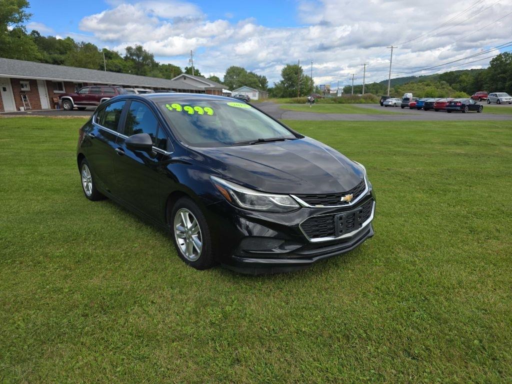 Chevrolet Cruze LT Auto Hatchback 2017