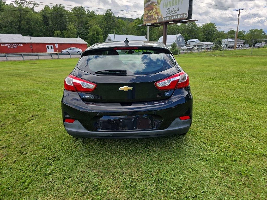 Chevrolet Cruze LT Auto Hatchback 2017