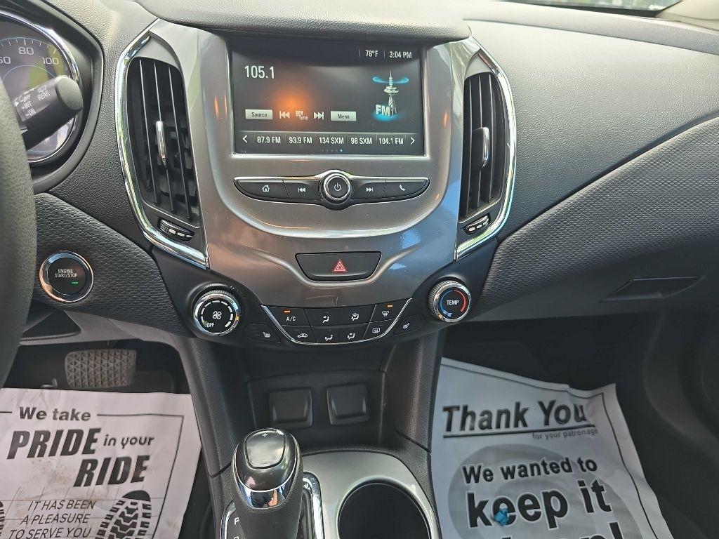 Chevrolet Cruze LT Auto Hatchback 2017