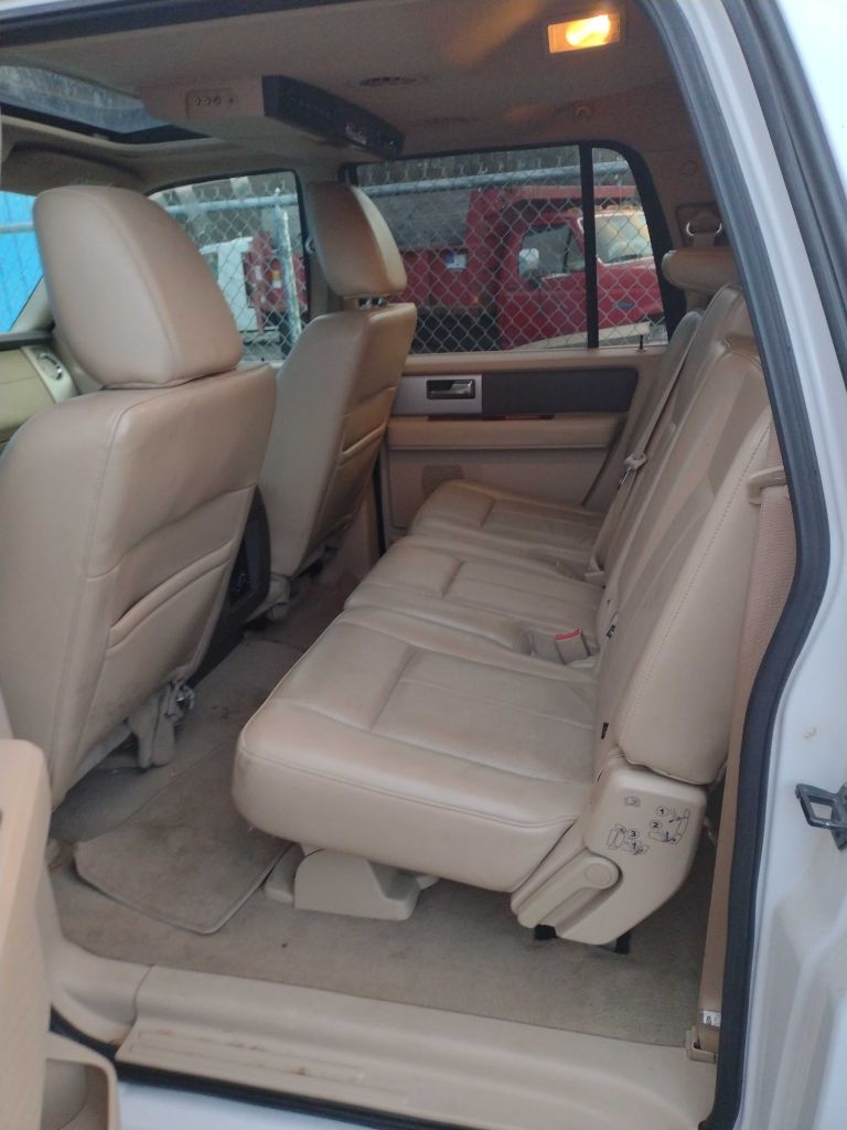 Ford Expedition EL Eddie Bauer 4WD 2010