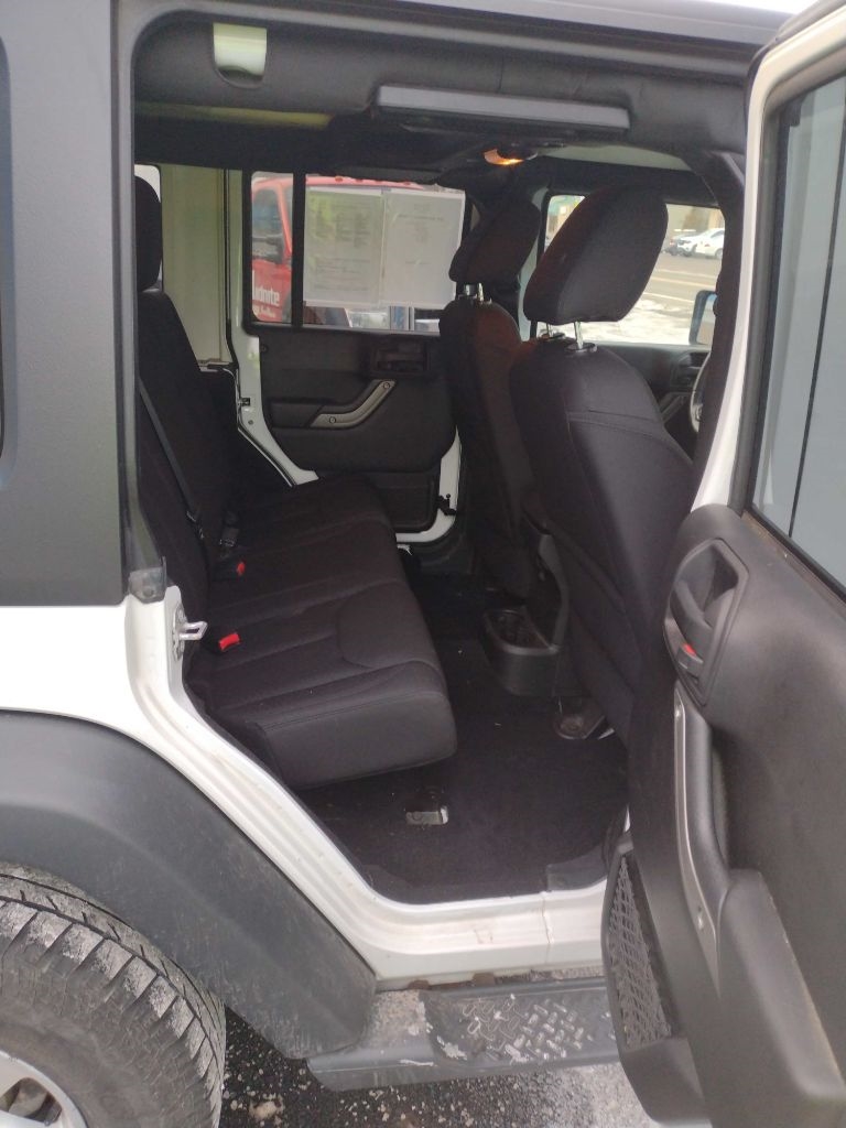 Jeep Wrangler Unlimited Sport 4WD 2016