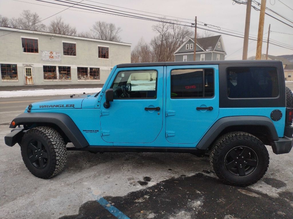 Jeep Wrangler Unlimited Sport 4WD 2017