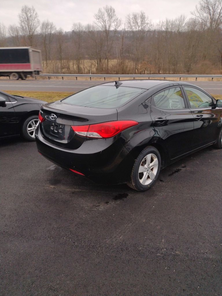 Hyundai Elantra GLS A/T 2012