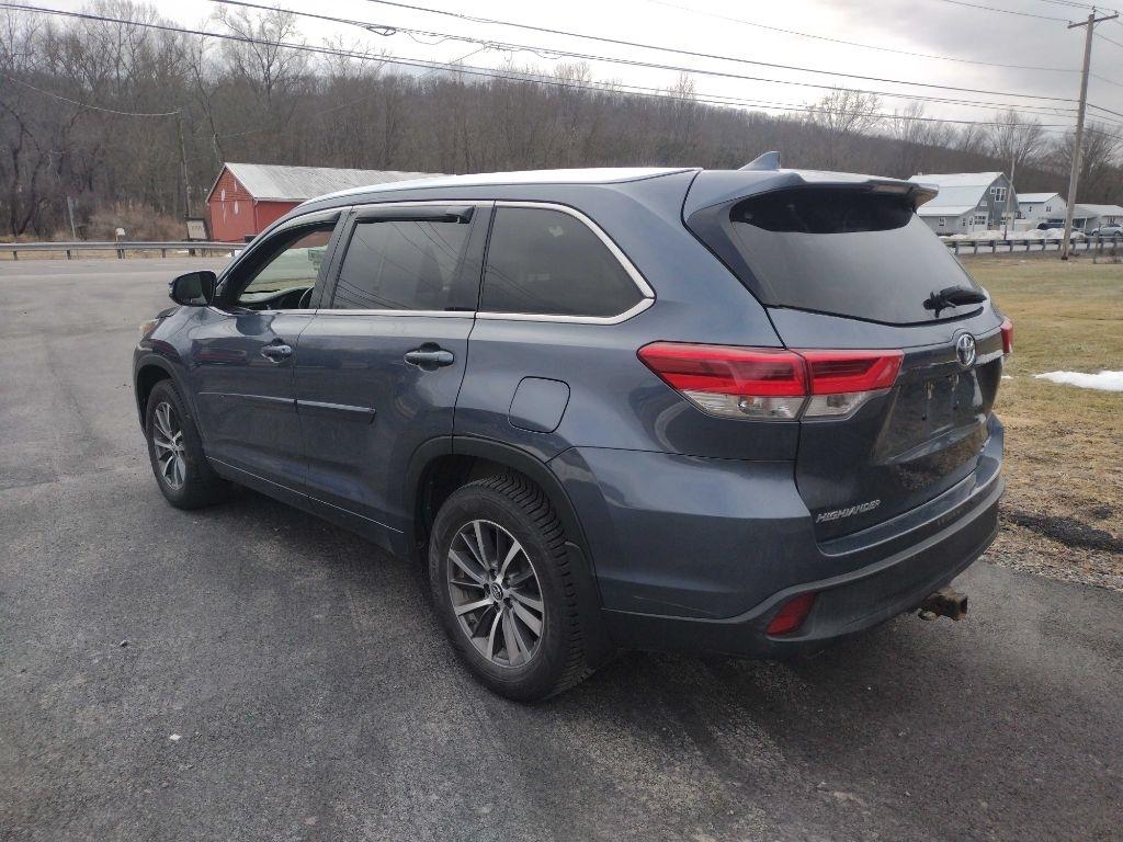 Toyota Highlander SE AWD V6 2018