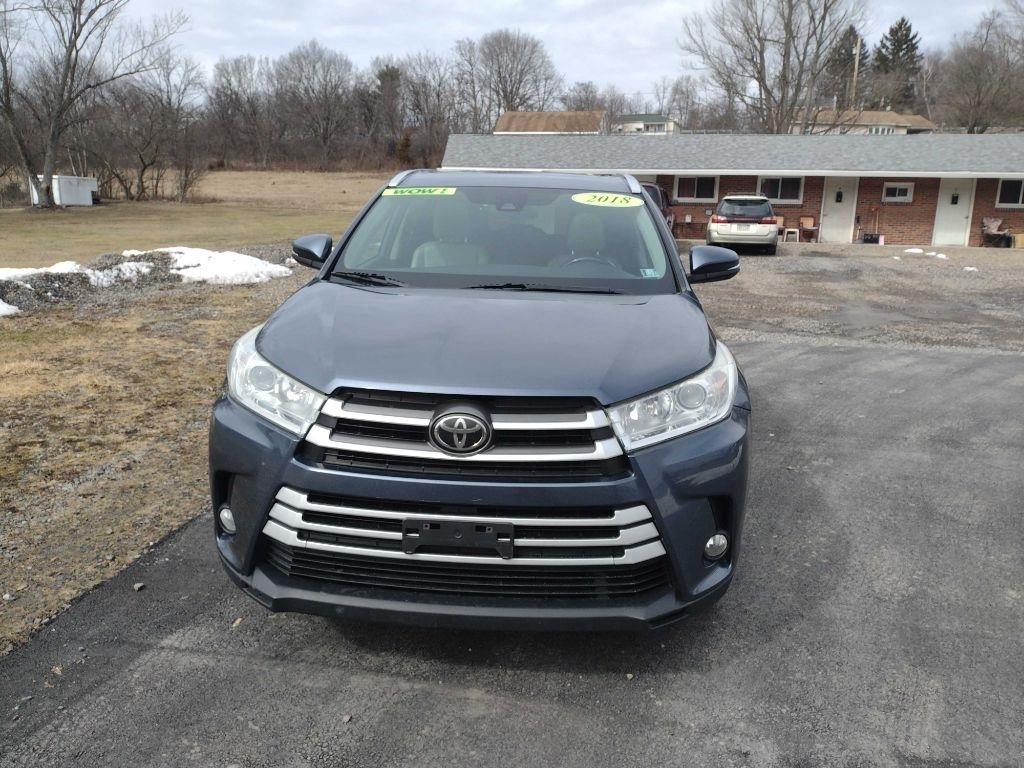 Toyota Highlander SE AWD V6 2018