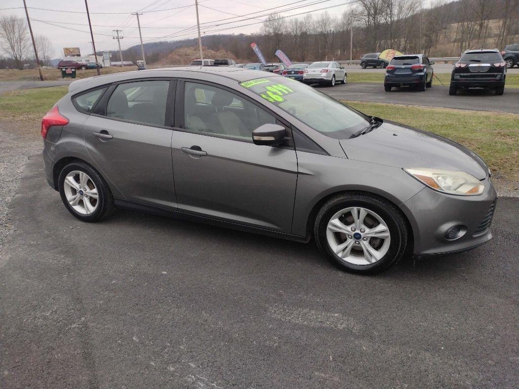 Ford Focus SE Hatch 2014