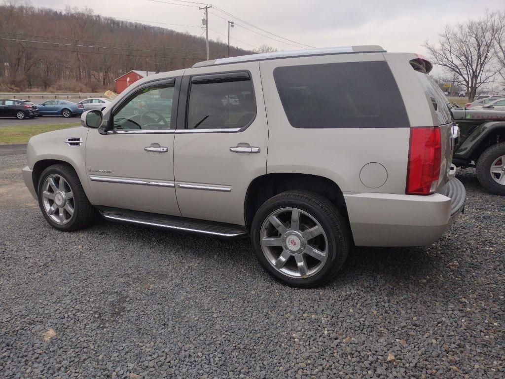 Cadillac Escalade AWD 2008