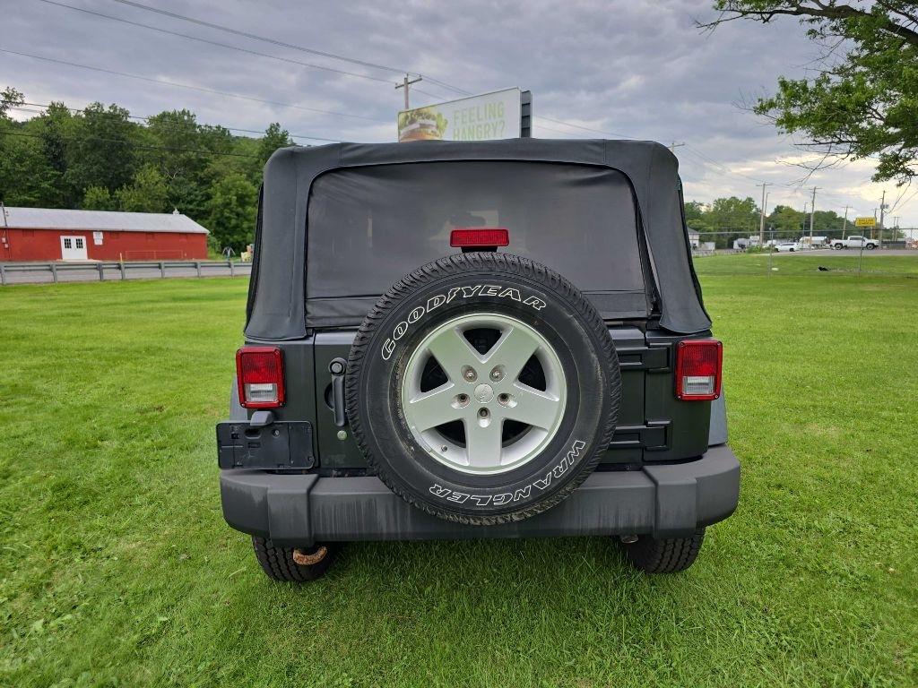 Jeep Wrangler Sport 4WD 2010