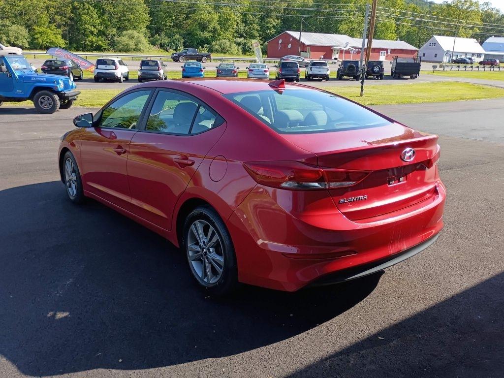Hyundai Elantra Value Edition 6A 2017