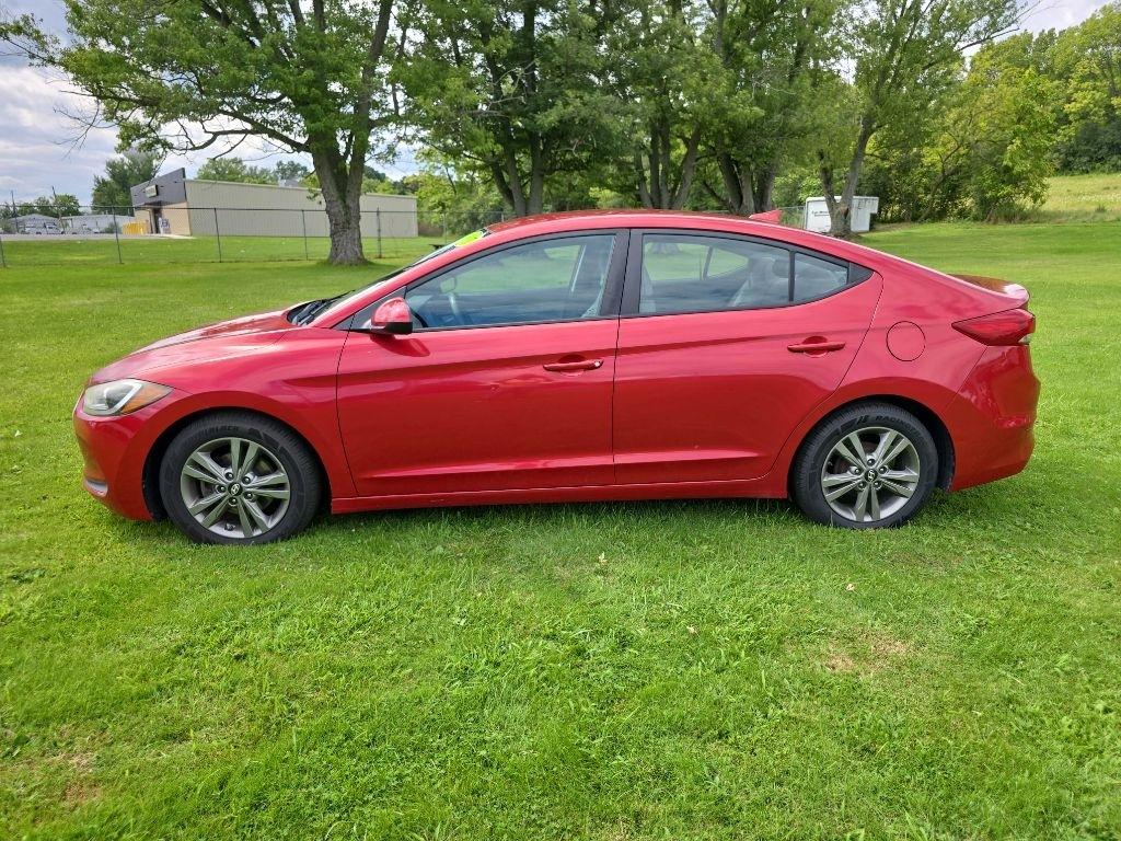Hyundai Elantra Value Edition 6A 2017