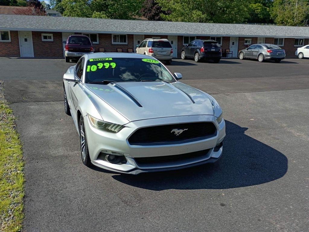 Ford Mustang EcoBoost Coupe 2015