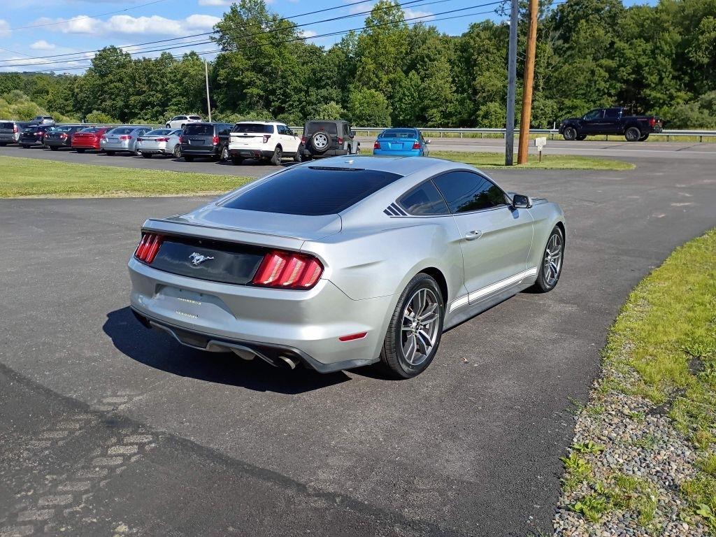 Ford Mustang EcoBoost Coupe 2015