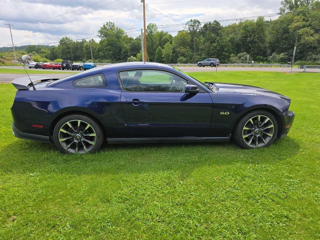 Ford Mustang GT Coupe 2012