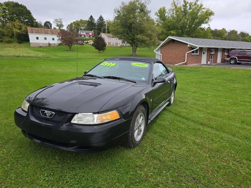 2000 Ford Mustang Convertible