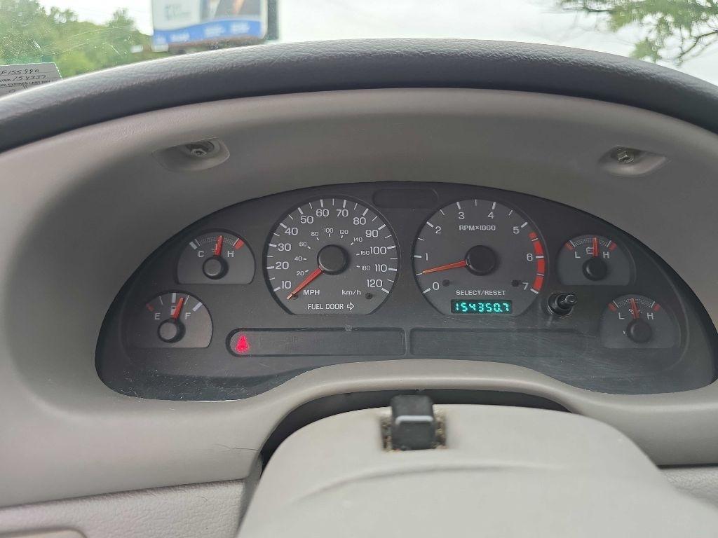 Ford Mustang Convertible 2000
