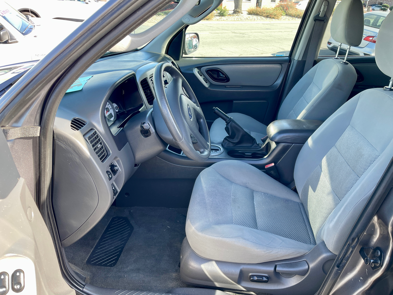 Ford Escape 4dr 3.0L XLT 4WD 2006 Ford Escape 4dr 3.0L XLT 4WD 2006