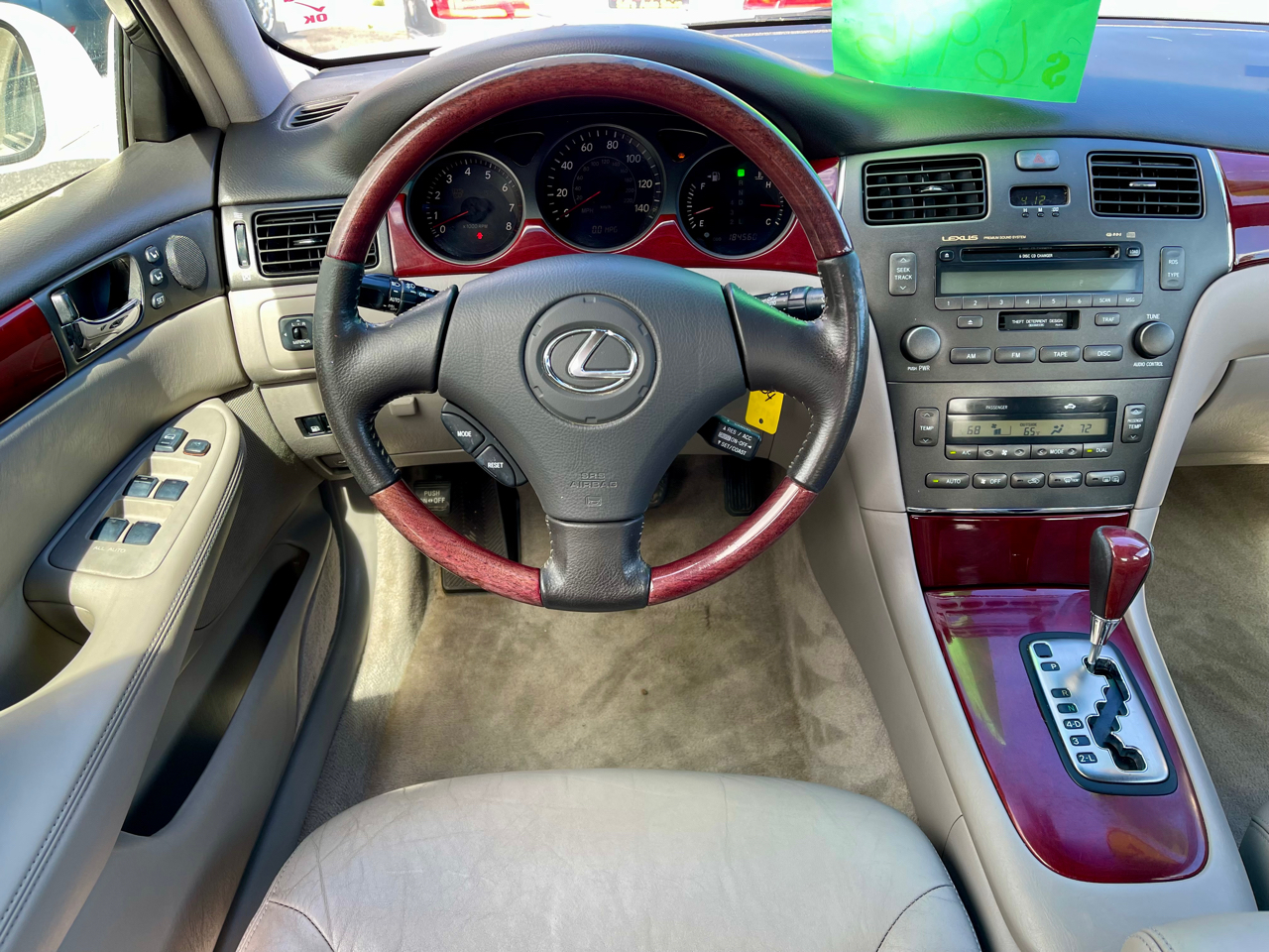 Lexus ES 300 4dr Sdn 2002 Lexus ES 300 4dr Sdn 2002