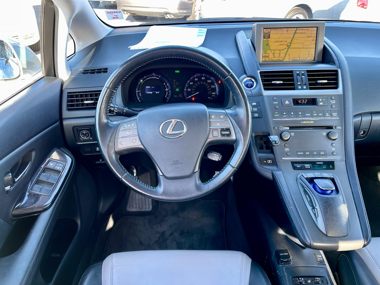 Lexus HS 250h 4dr Sdn Hybrid 2010 Lexus HS 250h 4dr Sdn Hybrid 2010