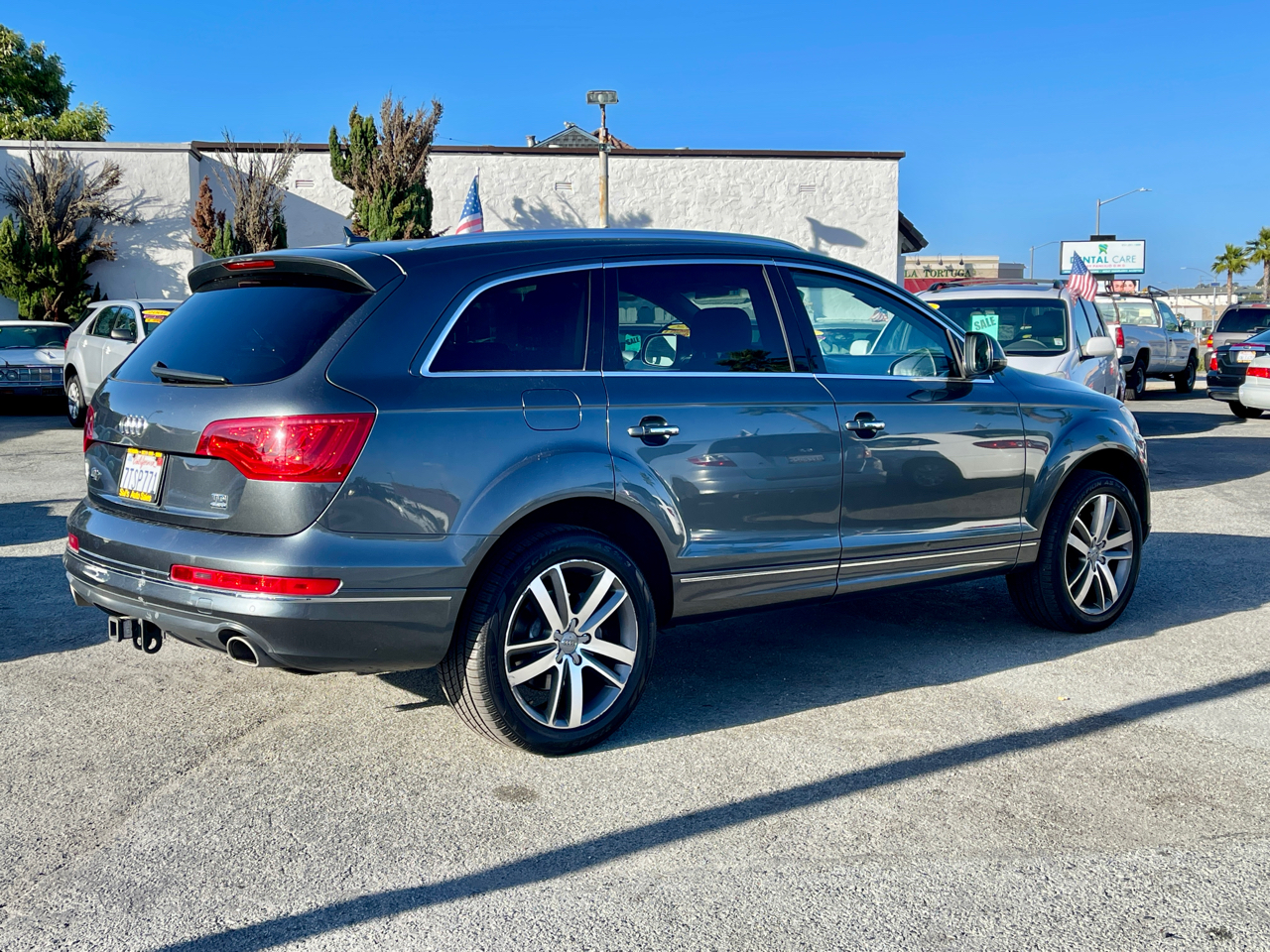 Audi Q7 quattro 4dr 3.0L TDI Premium Plus 2015 Audi Q7 quattro 4dr 3.0L TDI Premium Plus 2015