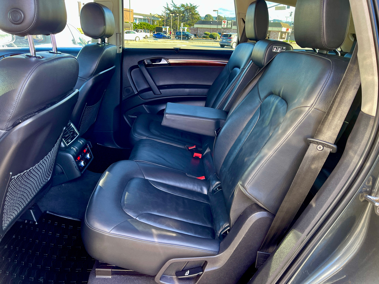 Audi Q7 quattro 4dr 3.0L TDI Premium Plus 2015 Audi Q7 quattro 4dr 3.0L TDI Premium Plus 2015