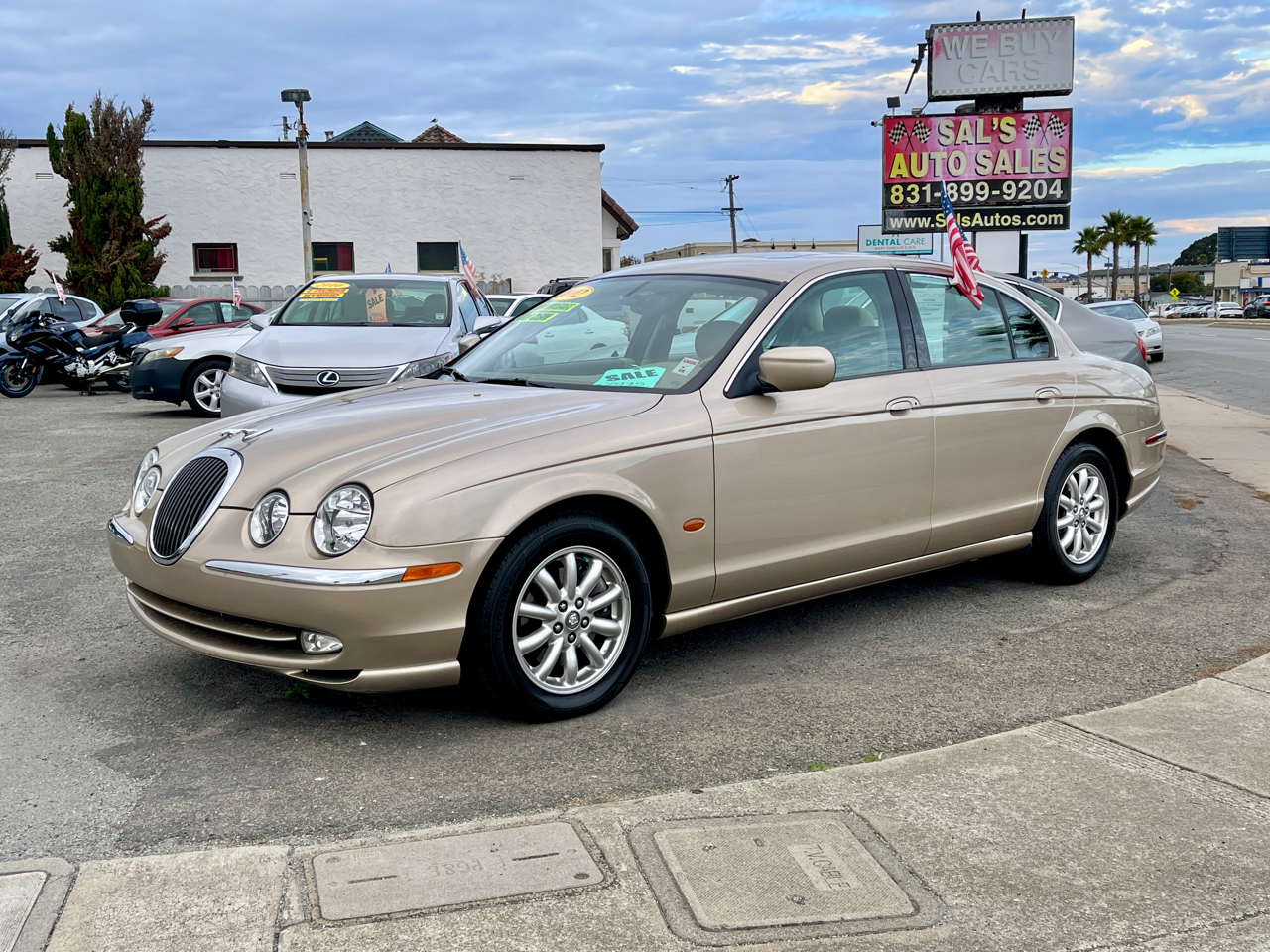 2002 Jaguar S-Type 4dr Sdn V8